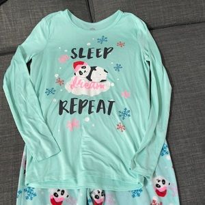 Young Girl Pajama Set